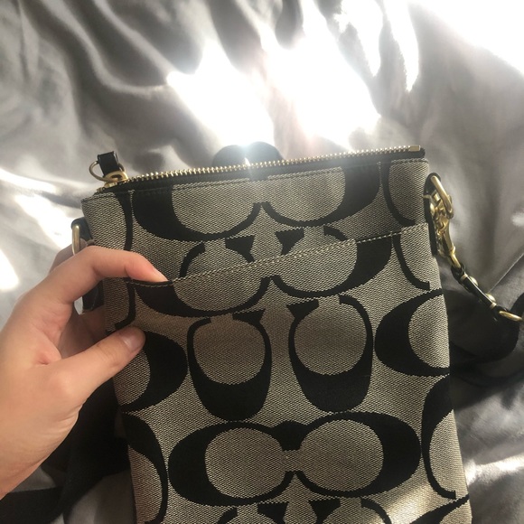 coach swing messenger bag - Picture 6 of 6